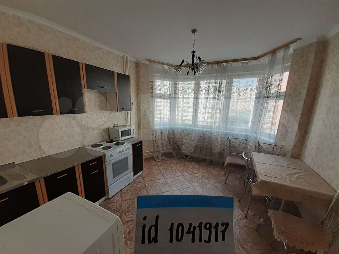 Комната Ухтомского Ополчения улица, 2, фото №3