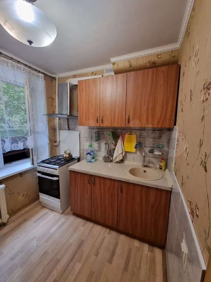 -и комнатная 58 бульвар, 000, фото №1