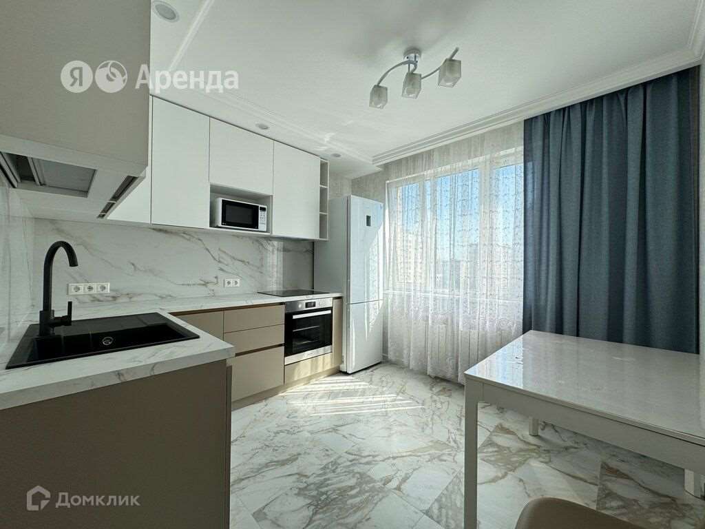 Трехкомнатная квартира 18 улица, фото №9