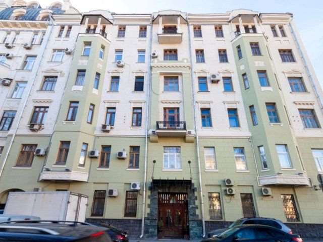 5-и комнатная квартира ул. Знаменка () улица, 15, фото №1