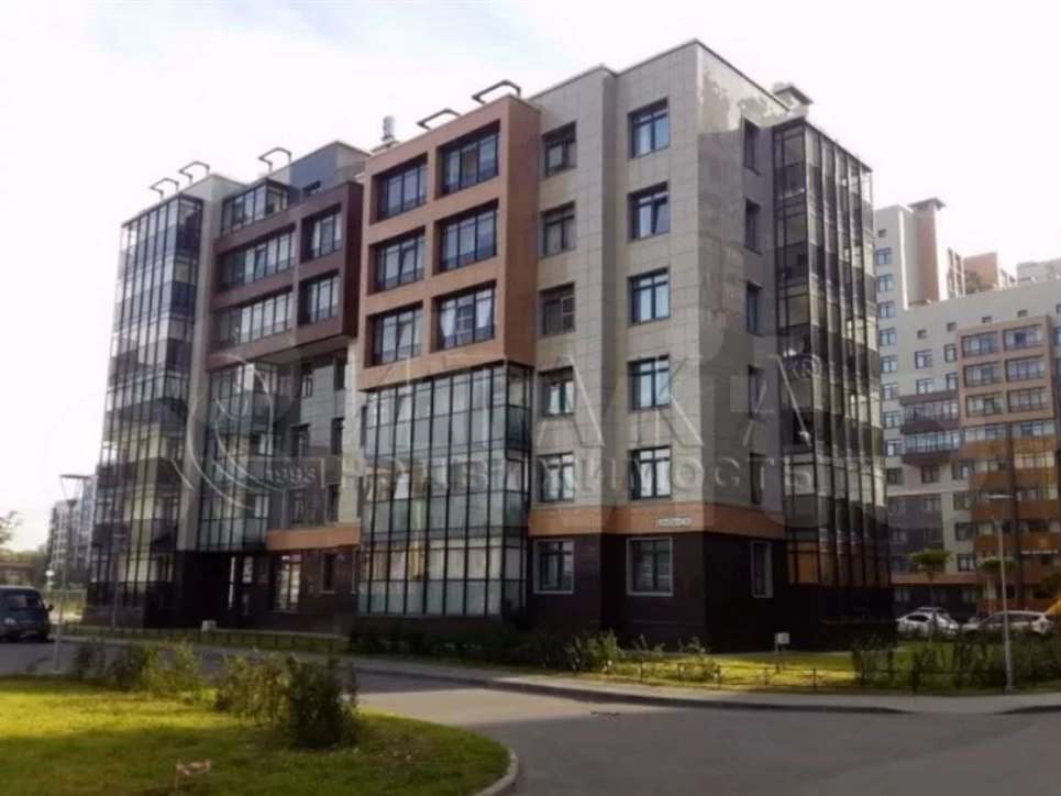 -и комнатная ул. Адмирала Черокова улица, 20, фото №1