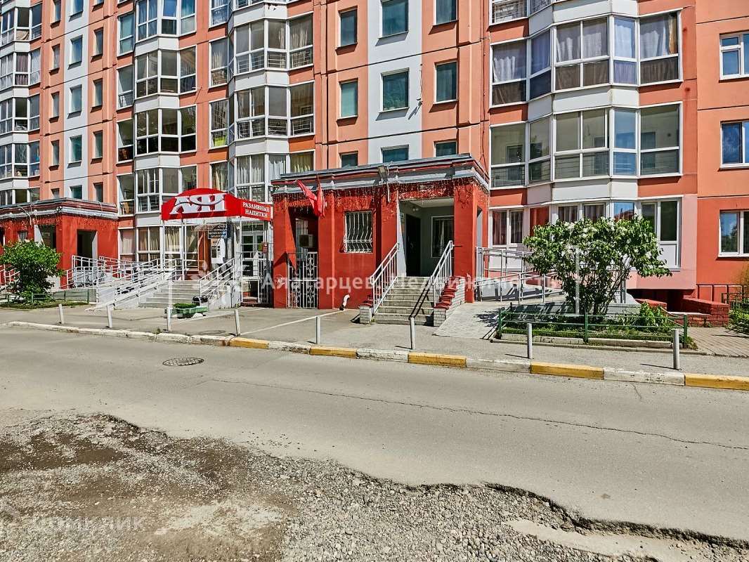 Трехкомнатная квартира Овражный улица, 22, фото №5