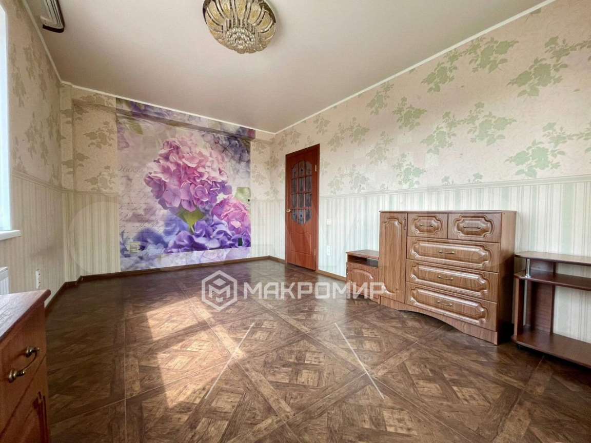 -и комнатная Братьев Кашириных улица, фото №5