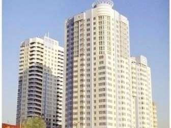 Трехкомнатная квартира Братьев Кашириных улица, 34, фото №10