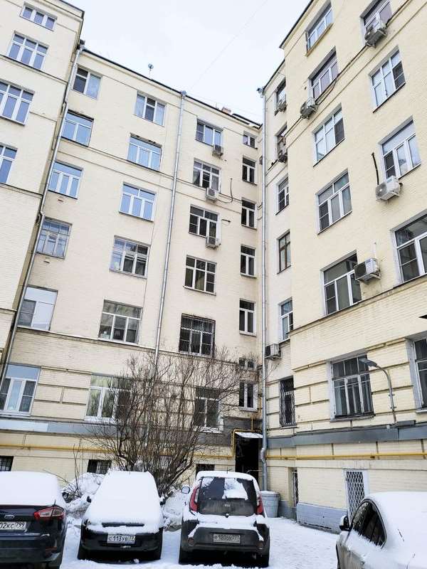 4-х комнатная квартира Страстной улица, 13, фото №1