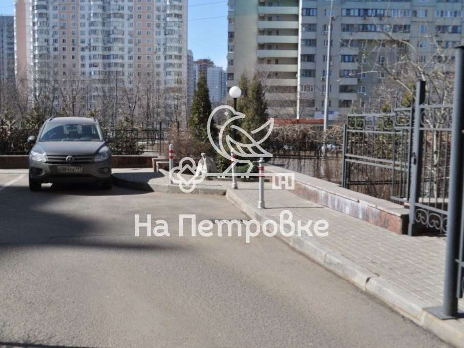 Трехкомнатная квартира Архитектора Власова улица, 18, фото №1