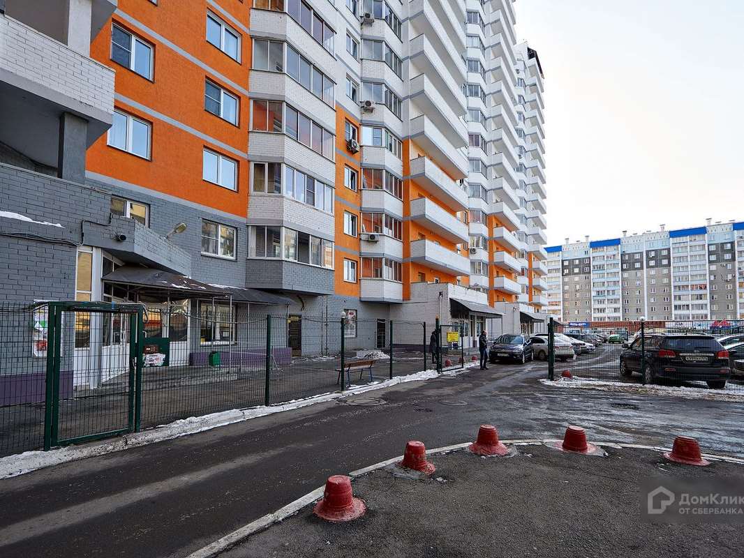Двухкомнатная квартира Братьев Кашириных улица, 85, фото №3