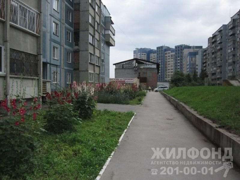 Трехкомнатная квартира Горский микрорайон улица, фото №6