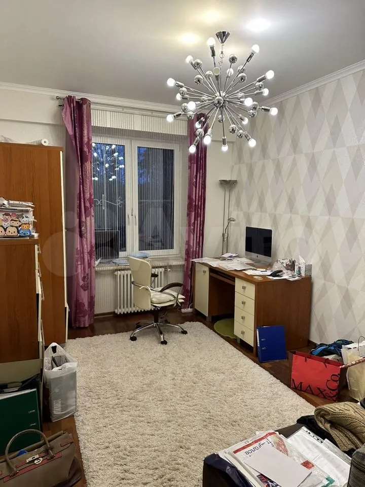 Трехкомнатная квартира ул. Рябиновая (МО №70 "Коломяги") улица, 20, фото №1