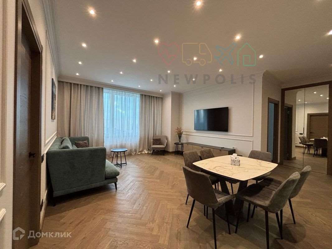 Трехкомнатная квартира Авиаконструктора Сухого улица, 2 к. 1, фото №3