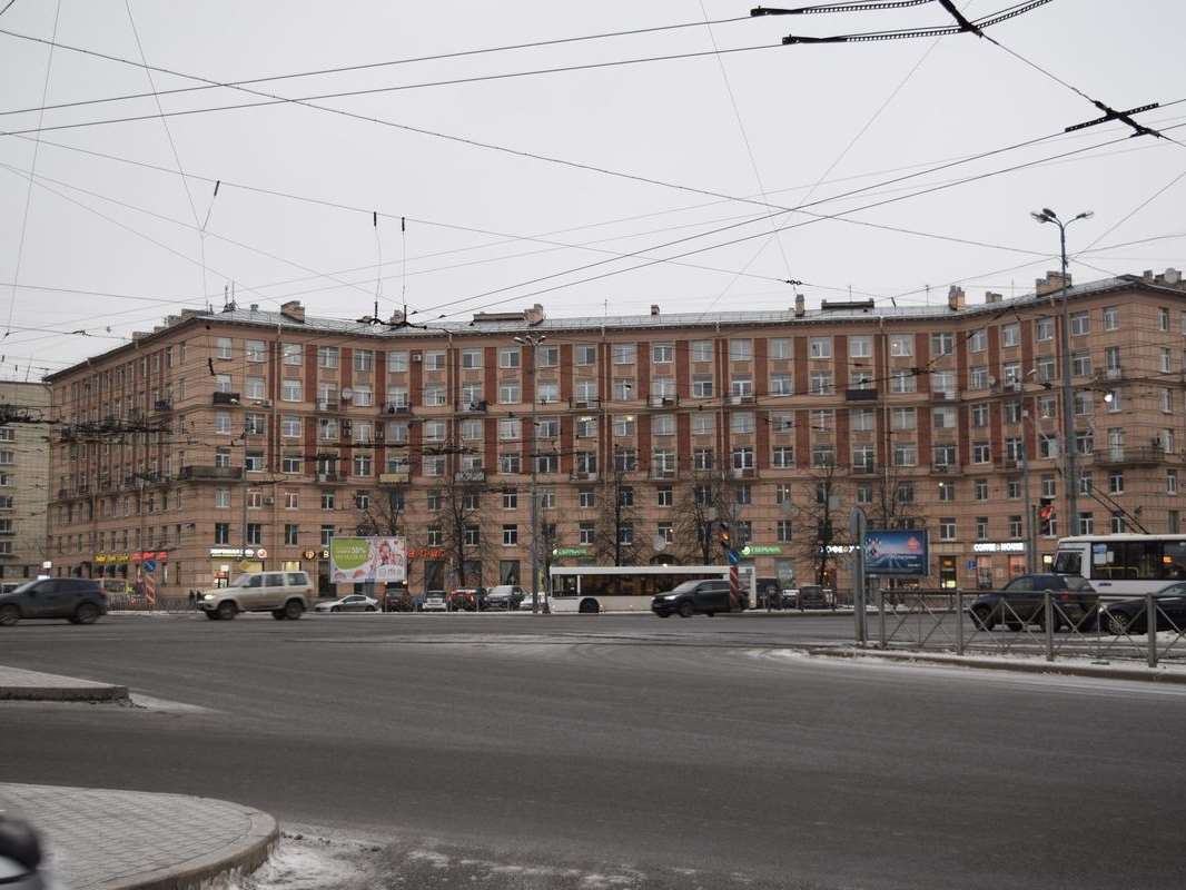 Трехкомнатная квартира пр. Новочеркасский проспект, 43, фото №1